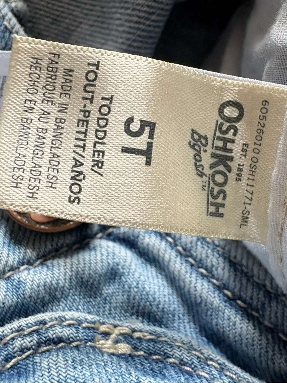 Oshkosh- Children’s Light Wash Denim Overalls with Heart Print Size 5T
